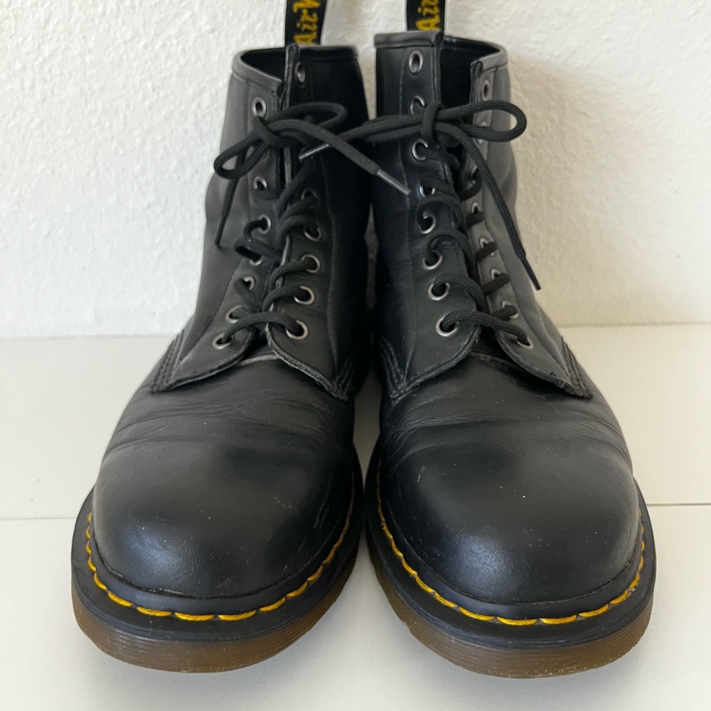 Men’s dr marten boots US size 10